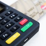 Kredyt na spłatę chwilówek – wyjście z finansowego kłopotu